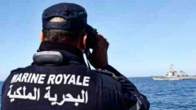 Dakhla une fregate de la Marine royale porte assistance a 57 migrants 1024x538 1