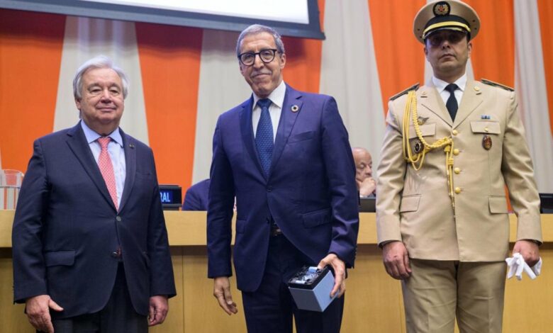 Le SG de l’ONU honore un Casque bleu des Forces Armées Royales décédé au service de la paix 1 GsSys61XAAA8wJ1 1