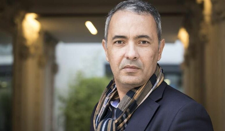 Le régime algérien pourchasse les intellectuels… et la liberté d’expression devient un crime puni par des mandats d’arrêt internationaux 1 WhatsApp Image 2025 05 07 at 18.31.13