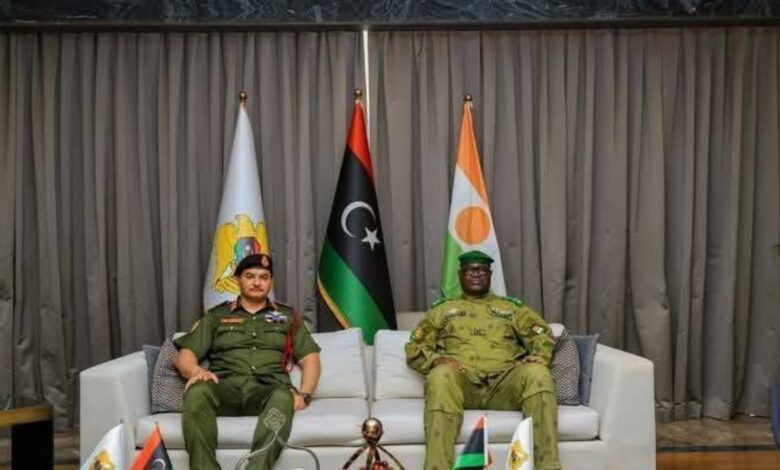 Une gifle sévère pour l’Algérie… Visite officielle de Saddam Haftar, fils du commandant en chef de l’armée libyenne, dans la capitale du Niger 1 WhatsApp Image 2025 05 22 at 19.29.20 2