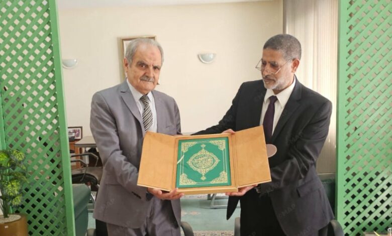 Signature à Rabat d’un accord pour l’impression de 3.000 exemplaires du Saint Coran en braille 1 GtqeL3dXkAAPHeC