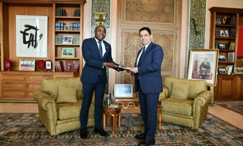 M. Bourita reçoit le ministre comorien des AE, porteur d’un message du Président Azali Assoumani à SM le Roi 1 GuIPROtXMAA0Ctp