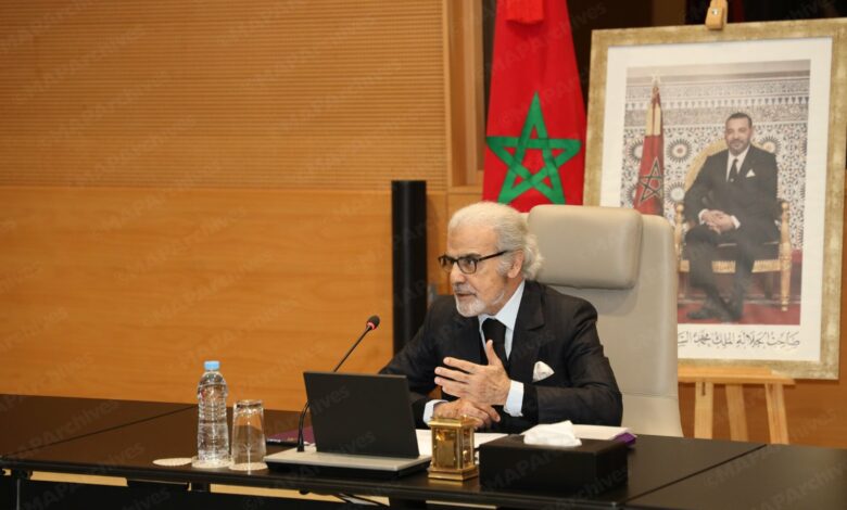 Jouahri:Le projet de la charte dédiée aux TPE en cours de finalisation 1 GuPePsCWcAA4wvY