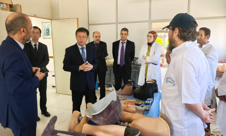 L’Ambassadeur de Chine visite le Centre Mohammed VI des personnes en situation de handicap et réaffirme l’engagement de son pays en faveur de la coopération humanitaire au Maroc 1 cf16c0b8 c251 4db9 858b d72cbd11be74