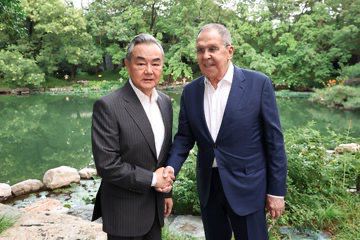 Renforcement du partenariat stratégique entre Moscou et Pékin : Lavrov rencontre Wang Yi à Pékin 1 IMG 20250713 WA0010