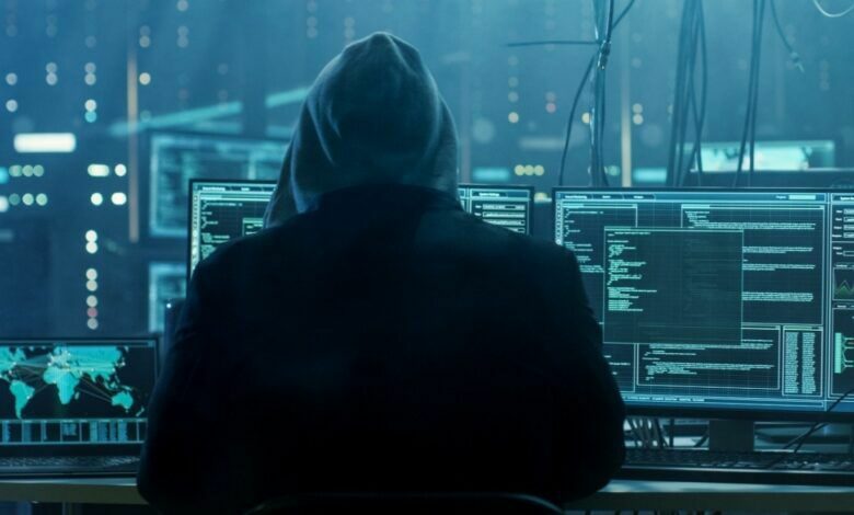 Les enquêtes s’approchent des racines : qui paiera le prix de l’effondrement du système des pirates “Jabaroot” ? 1 WhatsApp Image 2025 08 24 at 23.51.33