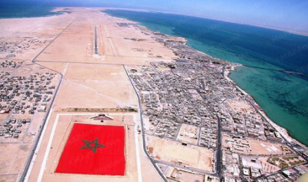 Le Cambodge affirme son soutien au plan marocain d’autonomie et à la souveraineté et à l’intégrité territoriale du Royaume 1 Dakhla drapeau 508x300 jpg