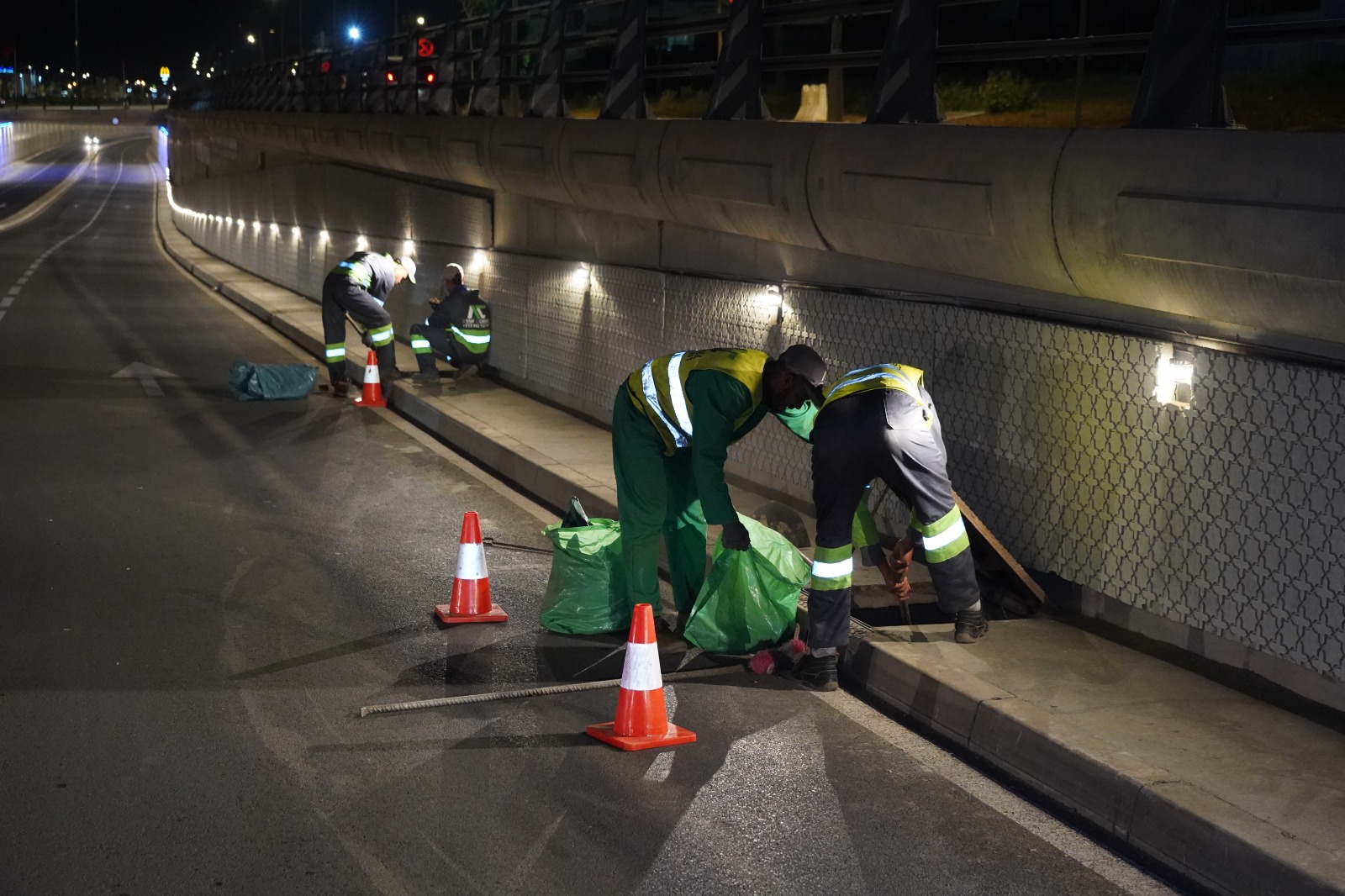 Casablanca-Settat se prépare à la saison des pluies : mobilisation générale de la SRM Casablanca-Settat pour garantir la sécurité des réseaux et la qualité des services 2 SRM CS Curage 2 1