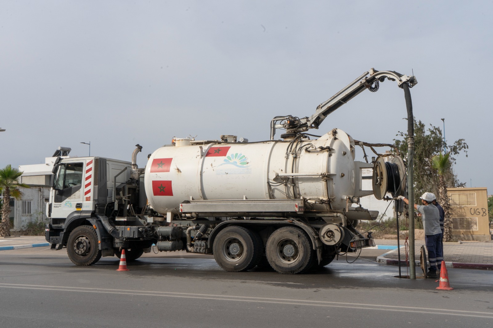 Casablanca-Settat se prépare à la saison des pluies : mobilisation générale de la SRM Casablanca-Settat pour garantir la sécurité des réseaux et la qualité des services 4 SRM CS Curage 4 1