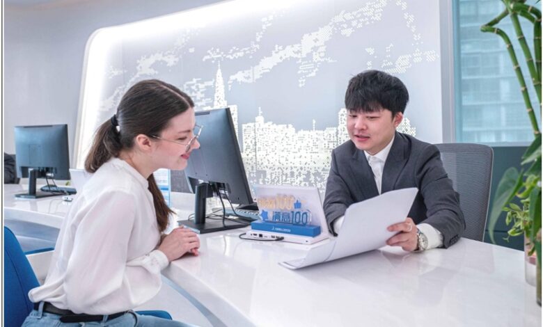 Shanghai simplifie ses services pour mieux accueillir les professionnels étrangers 1 WhatsApp Image 2025 10 16 at 17.38.03