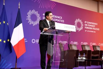 Depuis 25 ans, sous l’impulsion de Sa Majesté Le Roi Mohammed VI, le Royaume du Maroc a engagé "une marche irréversible" vers l’égalité femmes-hommes, avec des réformes constitutionnelles, législatives et institutionnelles, a souligné, mercredi à Paris, le ministre des Affaires étrangères, de la Coopération africaine et des Marocains résidant à l’étranger, M. Nasser Bourita. 1 WhatsApp Image 2025 10 22 at 15.18.14