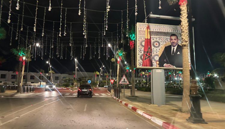 Cinquante ans après la Marche Verte : Laâyoune renouvelle son serment envers le Roi et la Nation 1 WhatsApp Image 2025 10 26 at 09.09.50