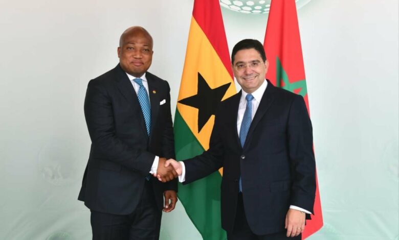 Bourita s'entretient à Rabat avec son homologue ghanéen en marge de la Conférence sur la Démobilisation, le Désarmement et la Réintégration des enfants soldats 1 G6OD9H XwAAeDVB