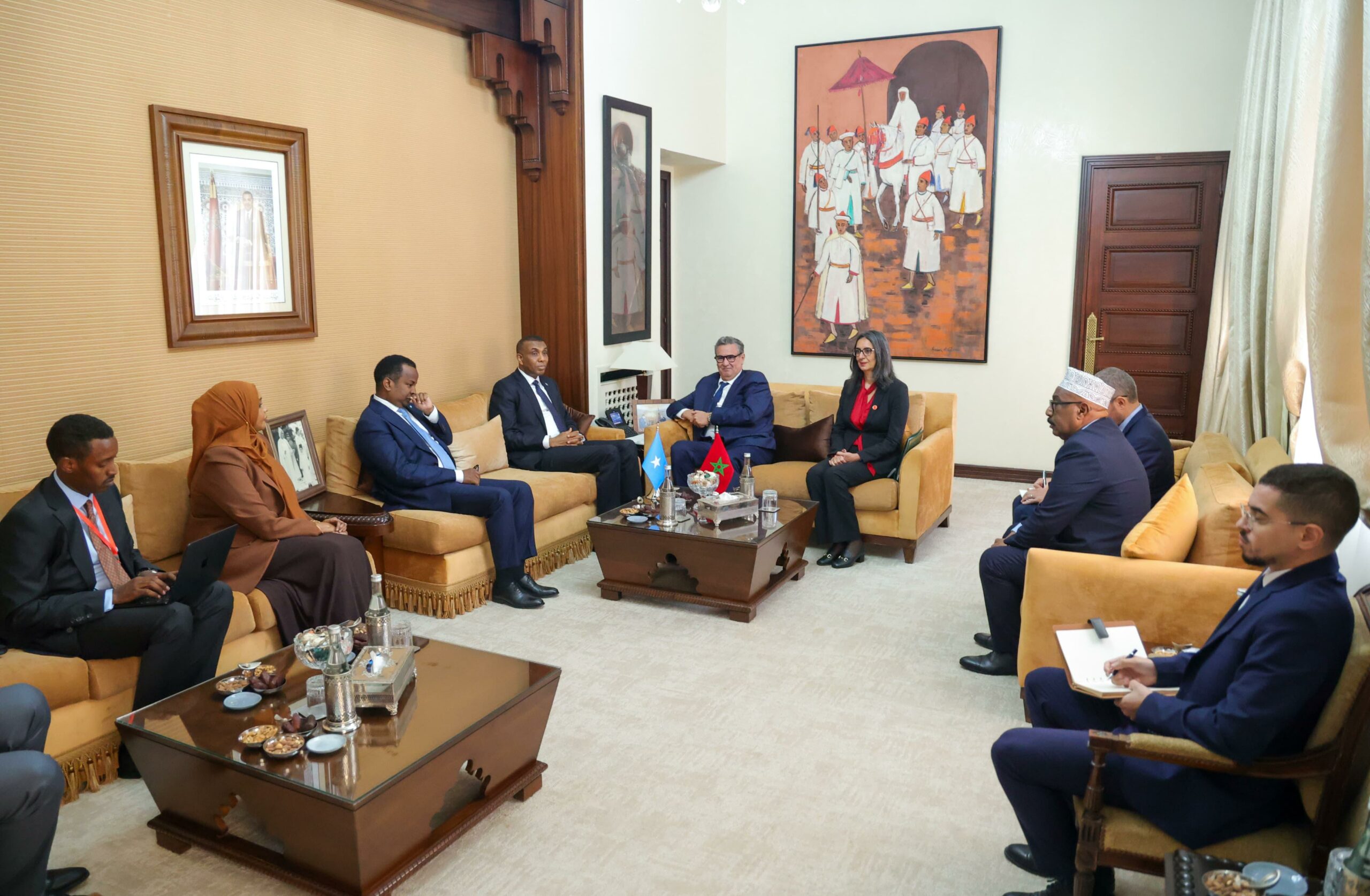 Le Chef du gouvernement s’entretient avec le Premier ministre de la République Fédérale de Somalie 5 WhatsApp Image 2025 11 27 at 16.19.56 2 scaled