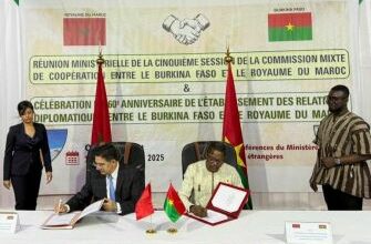Le Maroc et le Burkina Faso ont réaffirmé, mercredi, leur volonté de renforcer davantage leur coopération bilatérale et de faire des relations de partenariat multidimensionnel maroco-burkinabè un modèle exceptionnel de coopération Sud-Sud interafricaine. 2 WhatsApp Image 2025 12 10 at 15.59.01