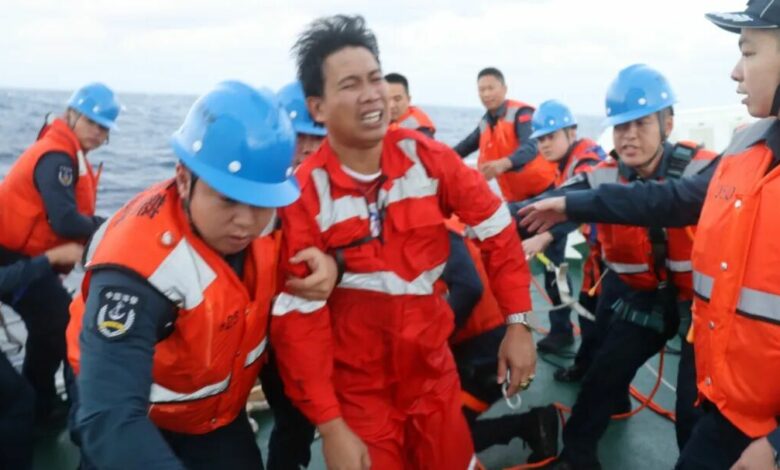 Sauvetage de 17 marins philippins après le naufrage d’un navire en mer de Chine méridionale 1 WhatsApp Image 2026 01 24 at 17.11.41