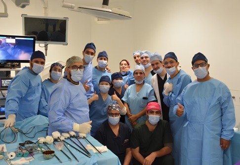 Une première en Afrique : lancement des services de chirurgie robotique au Centre Hospitalier Universitaire Mohammed VI d’Agadir 2 WhatsApp Image 2026 01 29 at 17.42.45 1
