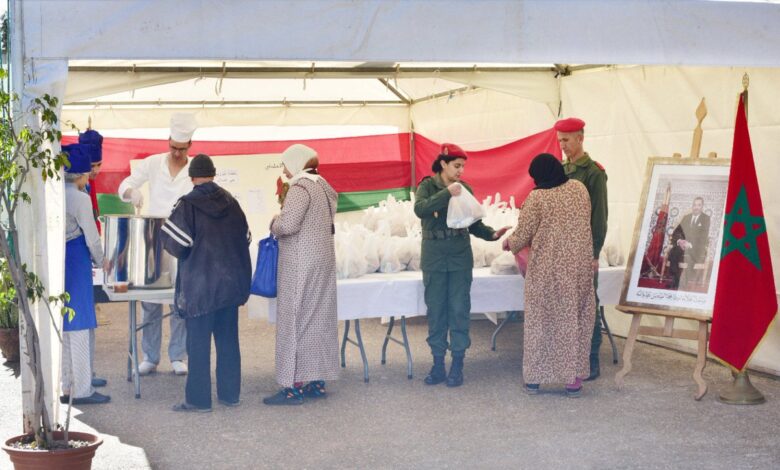 Opération “Iftar Ramadan 1447-2026” : La Garde Royale organise la distribution de 6.000 repas du Ftour quotidiennement 1 HB8sPB5XwAACG6u