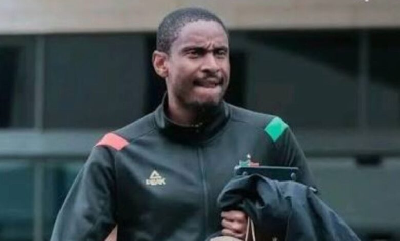 Arrestation de l’entraîneur Rulani Mokwena à l’aéroport Houari-Boumédiène : un incident qui ravive les polémiques autour du système algérien 1 WhatsApp Image 2026 03 15 at 22.25.44