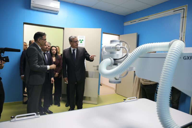 Achèvement du programme gouvernemental de réhabilitation de 1 400 établissements de soins de santé primaires : une avancée majeure pour rapprocher les services de santé des citoyens 3 WhatsApp Image 2026 04 04 at 14.53.46 2 scaled