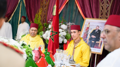 Glorieuse Fête du Trône : Déjeuner offert par le Chef du gouvernement en présence de SAR le Prince Héritier Moulay El Hassan et de SAR le Prince Moulay Rachid 2 AP30072026 2