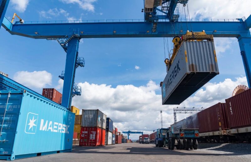 La suppression des droits de douane chinois stimule le commerce africain : forte hausse du trafic de fret sur la ligne ferroviaire Mombasa–Nairobi 2 WhatsApp Image 2026 07 21 at 20.53.40 scaled