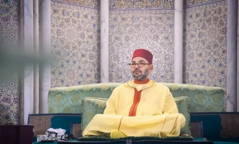 SM le Roi, Amir Al-Mouminine, préside ce lundi au Palais Royal à Rabat une veillée religieuse en commémoration de l’Aid Al-Mawlid Annabaoui Acharif (Ministère de la Maison Royale, du Protocole et de la Chancellerie) 1 7be8c6d6f55b22e3b631c3178155d2ab