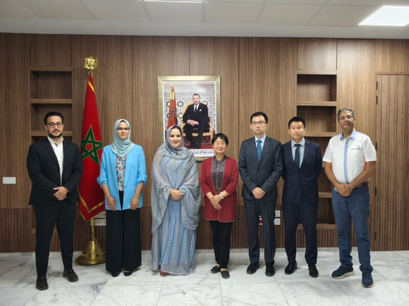 L’ambassadrice de Chine au Maroc découvre les atouts de la région de Guelm-Oued Noun et explore de nouvelles opportunités de partenariat 2 WhatsApp Image 2026 08 21 at 18.33.223 scaled