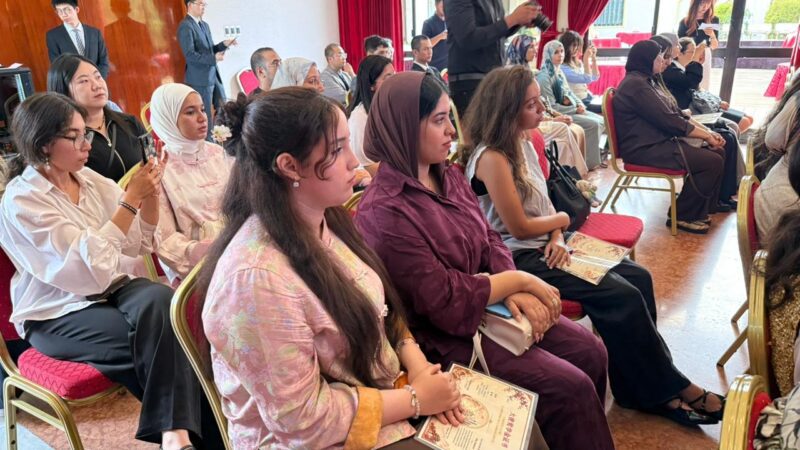 Cérémonie de la « Bourse de l’Ambassadrice » à Rabat : l’ambassade de Chine prépare les étudiants marocains à leur parcours d’études en Chine 4 WhatsApp Image 2026 09 04 at 09.18.33 1 scaled